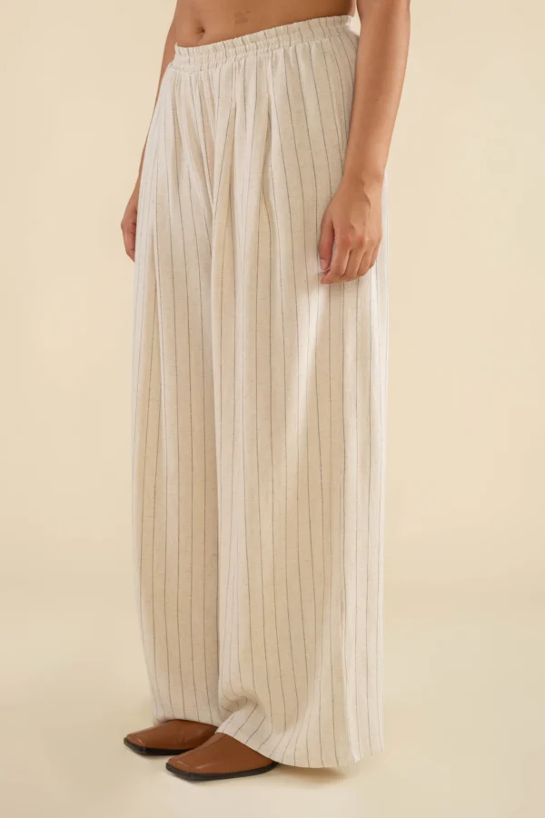 Linen Cream Set - Image 5